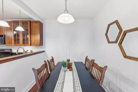 Dining - 11 E Ostend St, Baltimore, MD 21230 photo 2 of 2