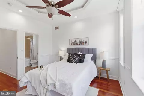 Bedroom - 11 E Ostend St, Baltimore, MD 21230 photo 3 of 3