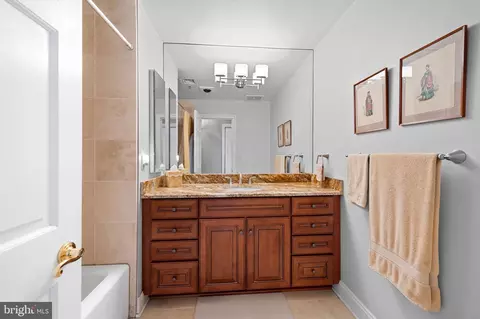 Bath - 10 E Lee St #804, Baltimore, MD 21202 photo 1 of 1