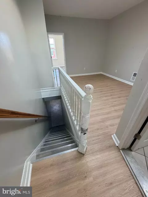 Entry Way - 3104 E Fayette St, Baltimore, MD 21224 photo 3 of 4