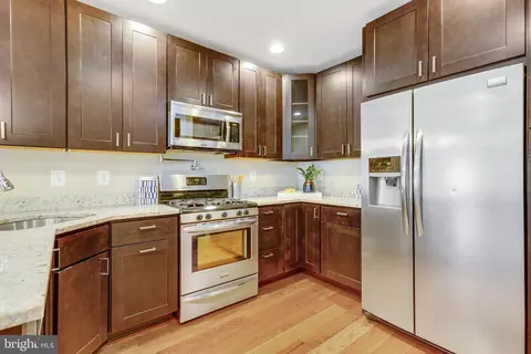 Kitchen - 2034 Eastern Ave, Baltimore, MD 21231 photo 3 of 4