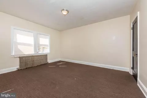 Living - 703 N Augusta Ave, Baltimore, MD 21229 photo 3 of 3
