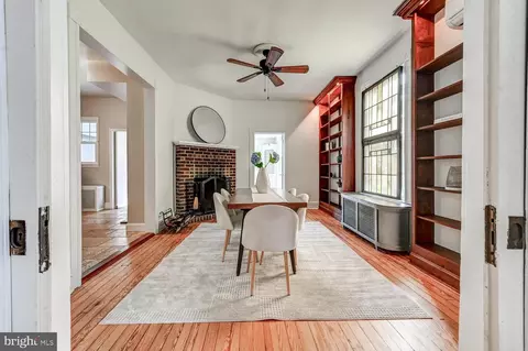 Dining - 707 Saint Johns Rd, Baltimore, MD 21210 photo 1 of 4