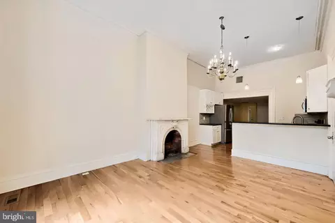 Living - 32 E Preston St, Baltimore, MD 21202 photo 4 of 5