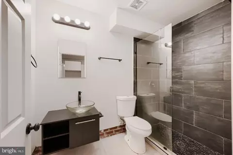 Bath - 32 E Preston St, Baltimore, MD 21202 photo 1 of 7