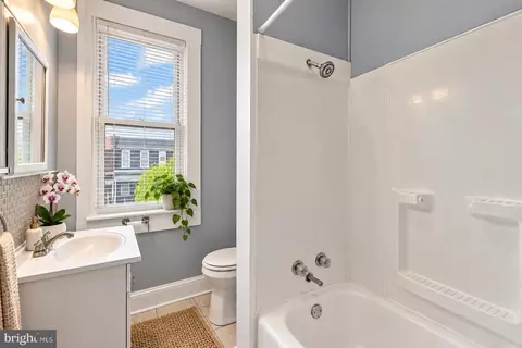 Bath - Undisclosed, Baltimore, MD 21213 photo 2 of 3