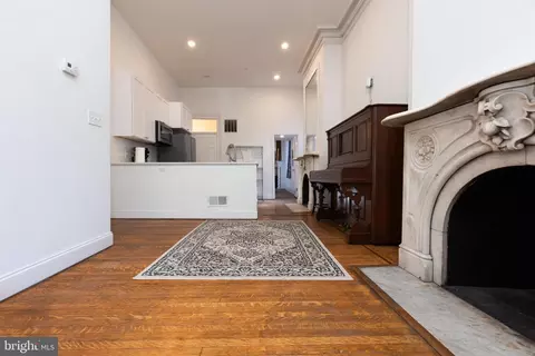 Entry Way - 14 E Read St, Baltimore, MD 21202 photo 1 of 7