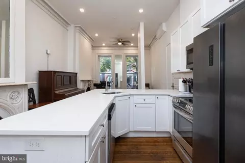 Kitchen - 14 E Read St, Baltimore, MD 21202 photo 3 of 6