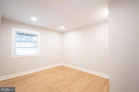 Bedroom - 3959 Brooklyn Ave, Baltimore, MD 21225 photo 2 of 2