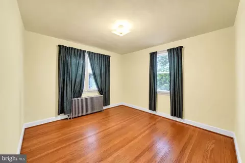 Other - 824 Wicklow Rd, Baltimore, MD 21229 photo 5 of 8