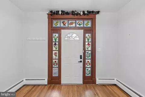 Entry Way - 4111 Lasalle Ave, Baltimore, MD 21206 photo 1 of 9