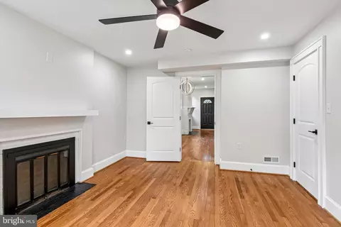 Living - 3101 Echodale Ave, Baltimore, MD 21214 photo 4 of 5