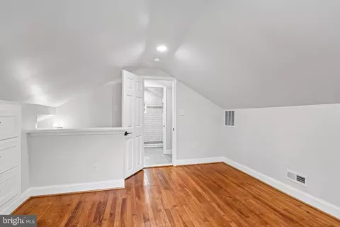 Bedroom - 3101 Echodale Ave, Baltimore, MD 21214 photo 2 of 3