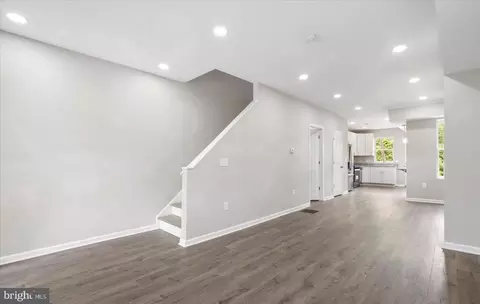 Entry Way - 2800 Violet Ave, Baltimore, MD 21215 photo 2 of 7