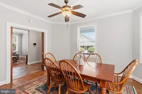 Dining - 2505 Ailsa Ave, Baltimore, MD 21214 photo 2 of 3