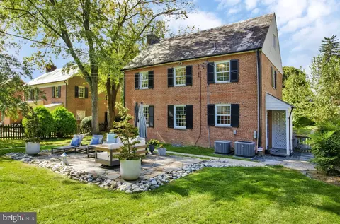 Exterior - 5415 Springlake Way, Baltimore, MD 21212 photo 7 of 8