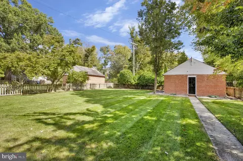Exterior - 5415 Springlake Way, Baltimore, MD 21212 photo 4 of 8
