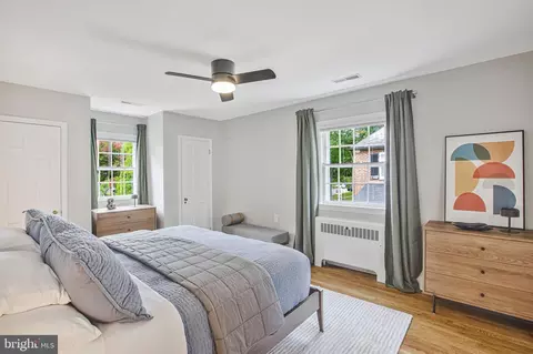 Bedroom - 5415 Springlake Way, Baltimore, MD 21212 photo 1 of 5
