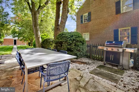 Exterior - 5415 Springlake Way, Baltimore, MD 21212 photo 2 of 8