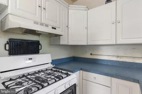 Other - 315 N Bend Rd, Baltimore, MD 21229 photo 3 of 11