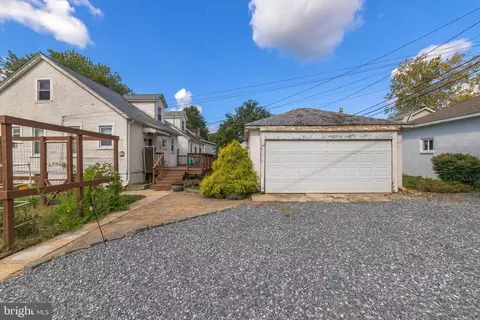 Exterior - 315 N Bend Rd, Baltimore, MD 21229 photo 3 of 5