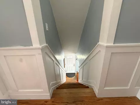Entry Way - 6011 Eastern Pkwy, Baltimore, MD 21206 photo 4 of 6