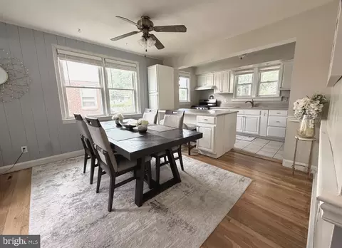 Dining - 6011 Eastern Pkwy, Baltimore, MD 21206 photo 2 of 3