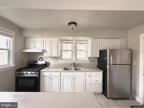 Kitchen - 6011 Eastern Pkwy, Baltimore, MD 21206 photo 1 of 3