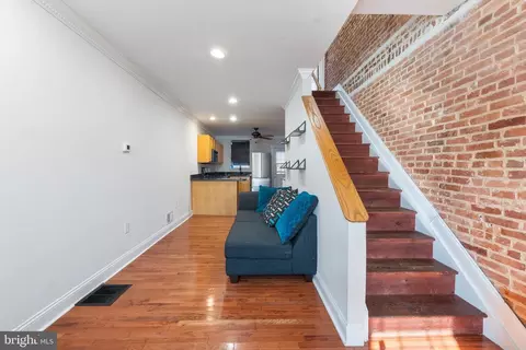 Entry Way - 1156 Scott St, Baltimore, MD 21230 photo 3 of 5