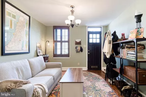 Entry Way - 311 E West St, Baltimore, MD 21230 photo 1 of 8