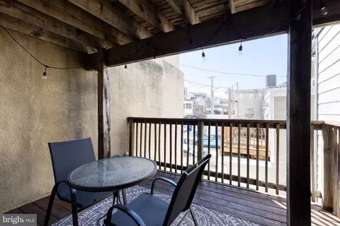 Exterior - 311 E West St, Baltimore, MD 21230 photo 3 of 6