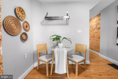 Dining - 640 Harvey St, Baltimore, MD 21230 photo 2 of 2