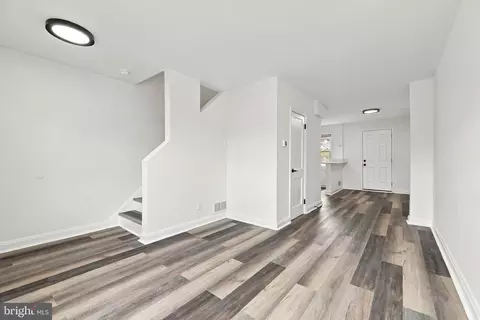 Entry Way - 3619 Dudley Ave, Baltimore, MD 21213 photo 1 of 9