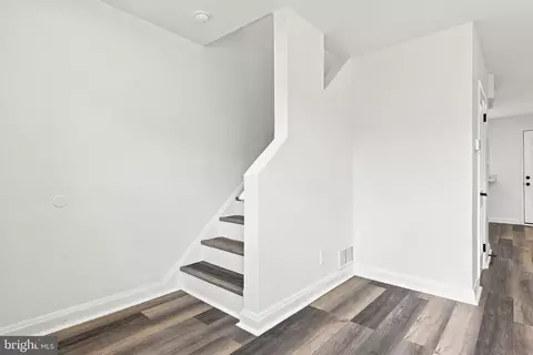 Entry Way - 3619 Dudley Ave, Baltimore, MD 21213 photo 6 of 9