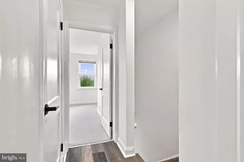 Entry Way - 3619 Dudley Ave, Baltimore, MD 21213 photo 7 of 9
