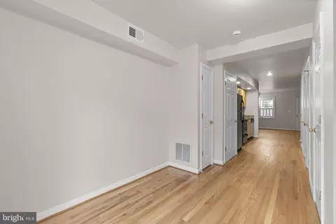 Entry Way - 1028 Patapsco St, Baltimore, MD 21230 photo 2 of 4