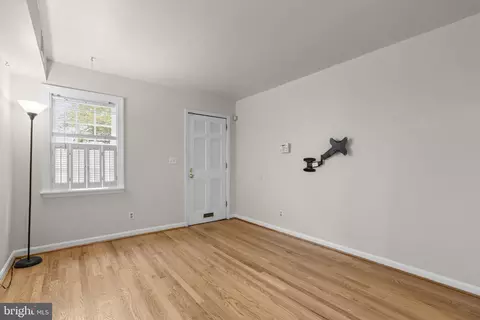 Living - 1028 Patapsco St, Baltimore, MD 21230 photo 4 of 6