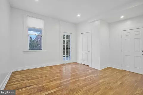 Living - 2444 Callow Ave, Baltimore, MD 21217 photo 2 of 4