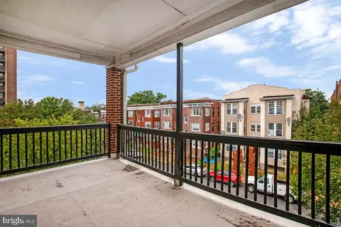 Exterior - 2444 Callow Ave, Baltimore, MD 21217 photo 7 of 12