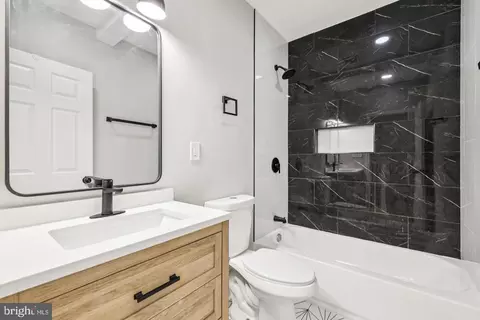 Bath - 3220 Strickland St, Baltimore, MD 21229 photo 3 of 3