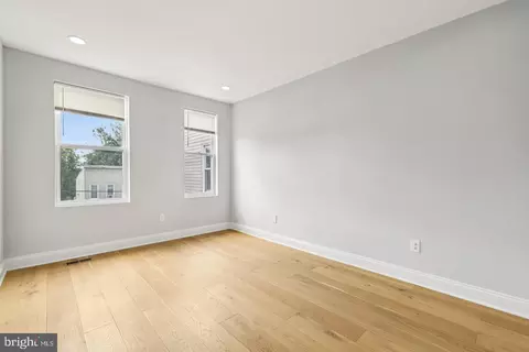 Entry Way - 3220 Strickland St, Baltimore, MD 21229 photo 4 of 4