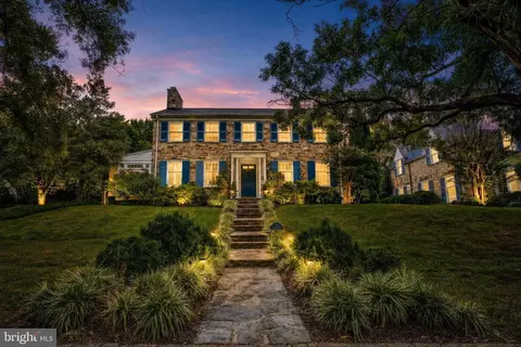 5207 Saint Albans Way, Baltimore, MD 21212