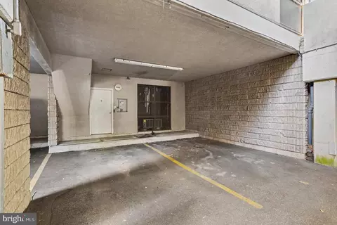 Exterior - 2350 Sorrel Ct, Baltimore, MD 21209 photo 4 of 5