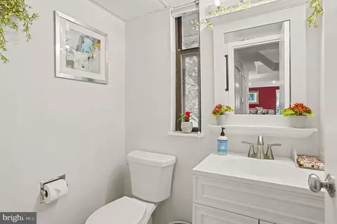 Bath - 2350 Sorrel Ct, Baltimore, MD 21209 photo 1 of 3