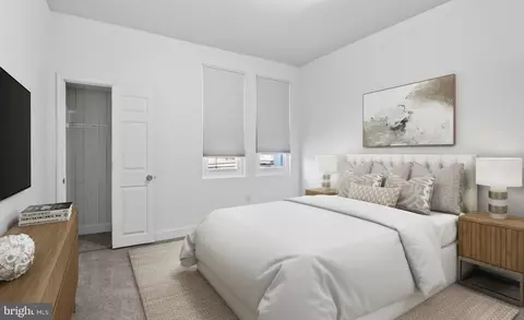 Bedroom - 3718 Edmondson Ave, Baltimore, MD 21229 photo 1 of 7