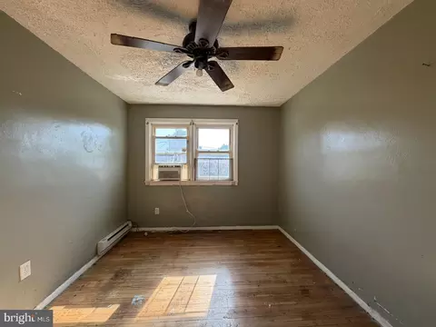 Bedroom - 5356 Cuthbert Ave, Baltimore, MD 21215 photo 5 of 5