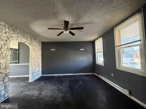 Living - 5356 Cuthbert Ave, Baltimore, MD 21215 photo 1 of 4
