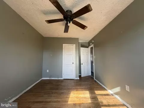 Bedroom - 5356 Cuthbert Ave, Baltimore, MD 21215 photo 3 of 5