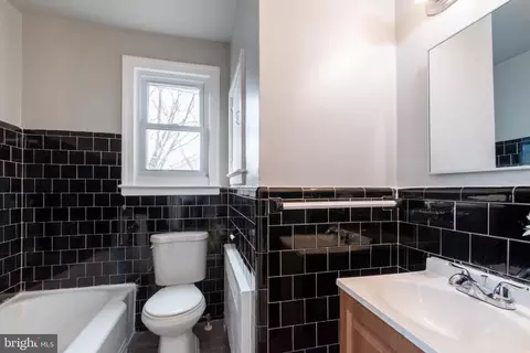 Bath - 6116 Moyer Ave, Baltimore, MD 21206 photo 1 of 1