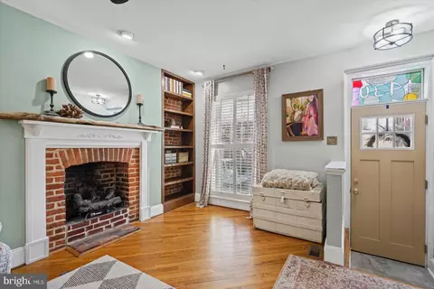 Entry Way - 1430 Jackson St, Baltimore, MD 21230 photo 1 of 1
